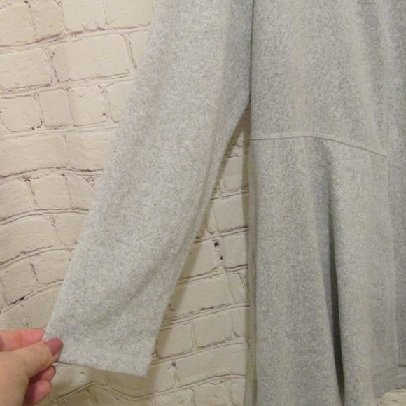 Susan Graver Cardigan - Picture 3 of 3